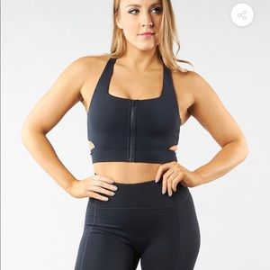 Buffbunny Blizzard Zip up Sports Bra